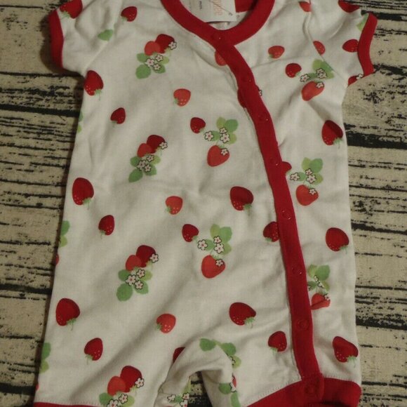 Gymboree So Berry Cute Strawberry Romper One-Piece Size 0-3 or 3-6 month Choice - Picture 2 of 3